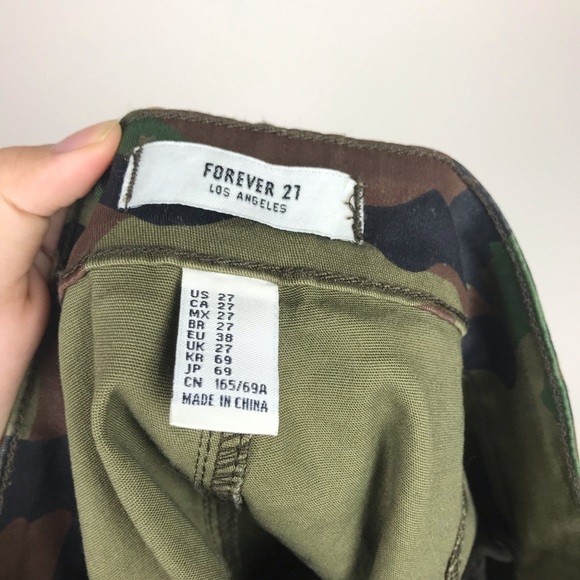 Camo mini skirt! - Picture 7 of 8